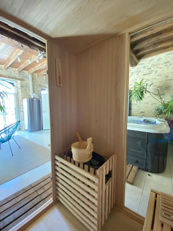 Hotel Le Durivum Montaigu-Vendee Exterior foto
